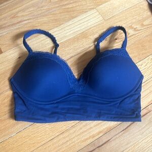 Victoria’s Secret Wireless Padded Bralette 34C